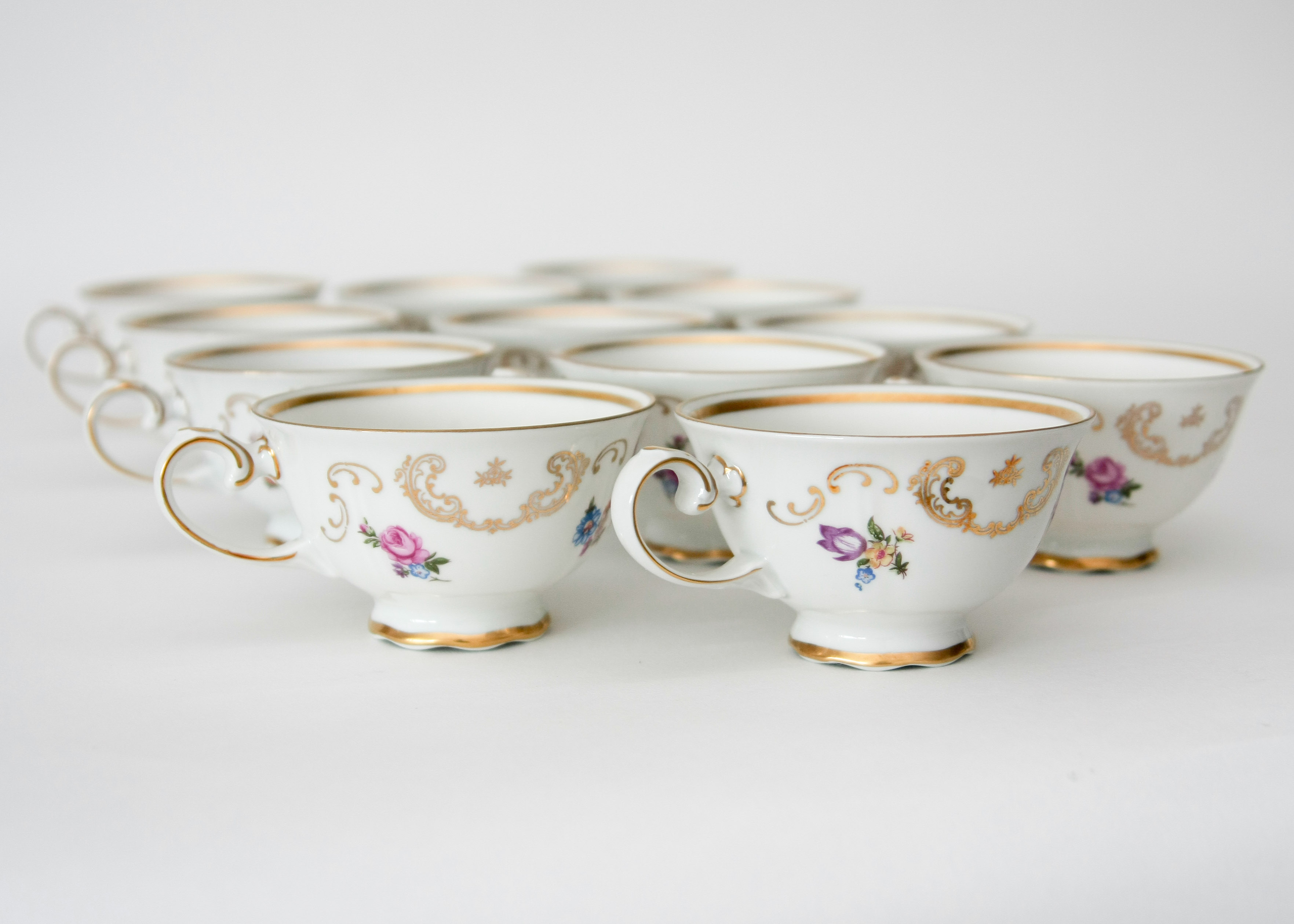 Reichenbach Fine China Set Service for Twelve