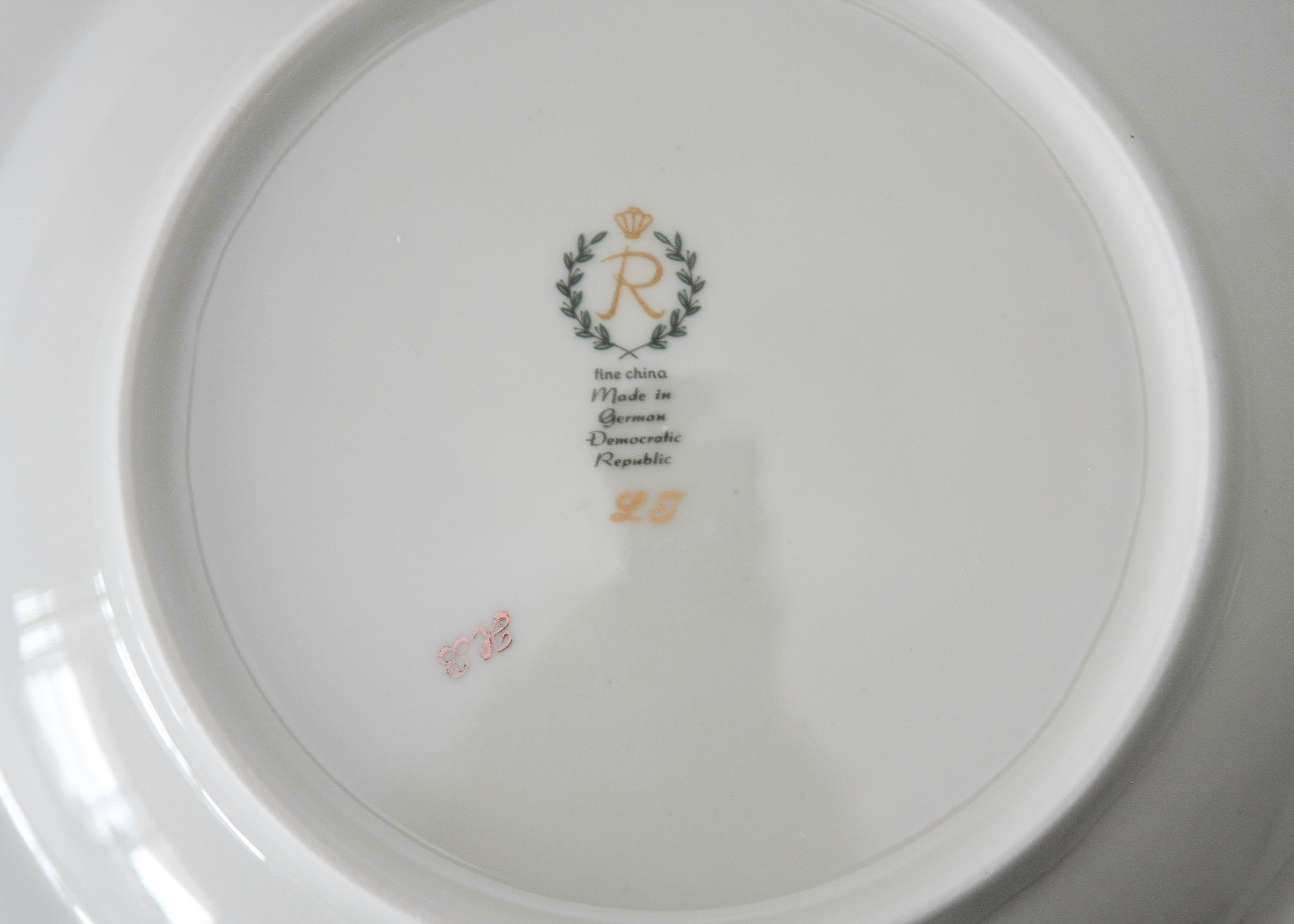 Reichenbach Fine China Set Service for Twelve