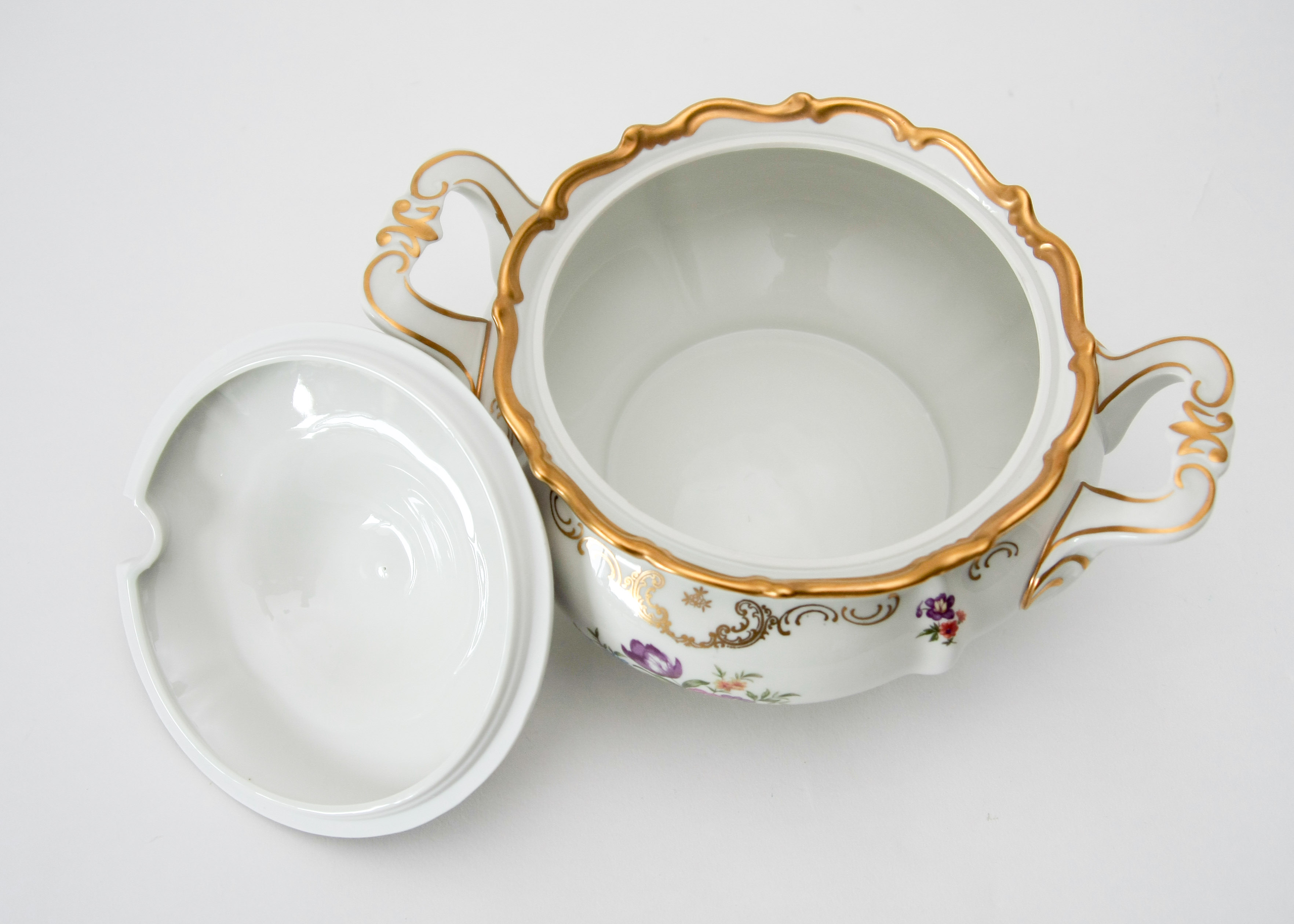 Reichenbach Fine China Set Service for Twelve