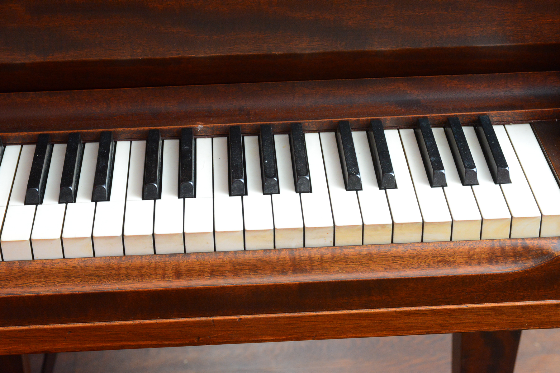 Paul G. Mehlin & Sons Baby Grand Piano
