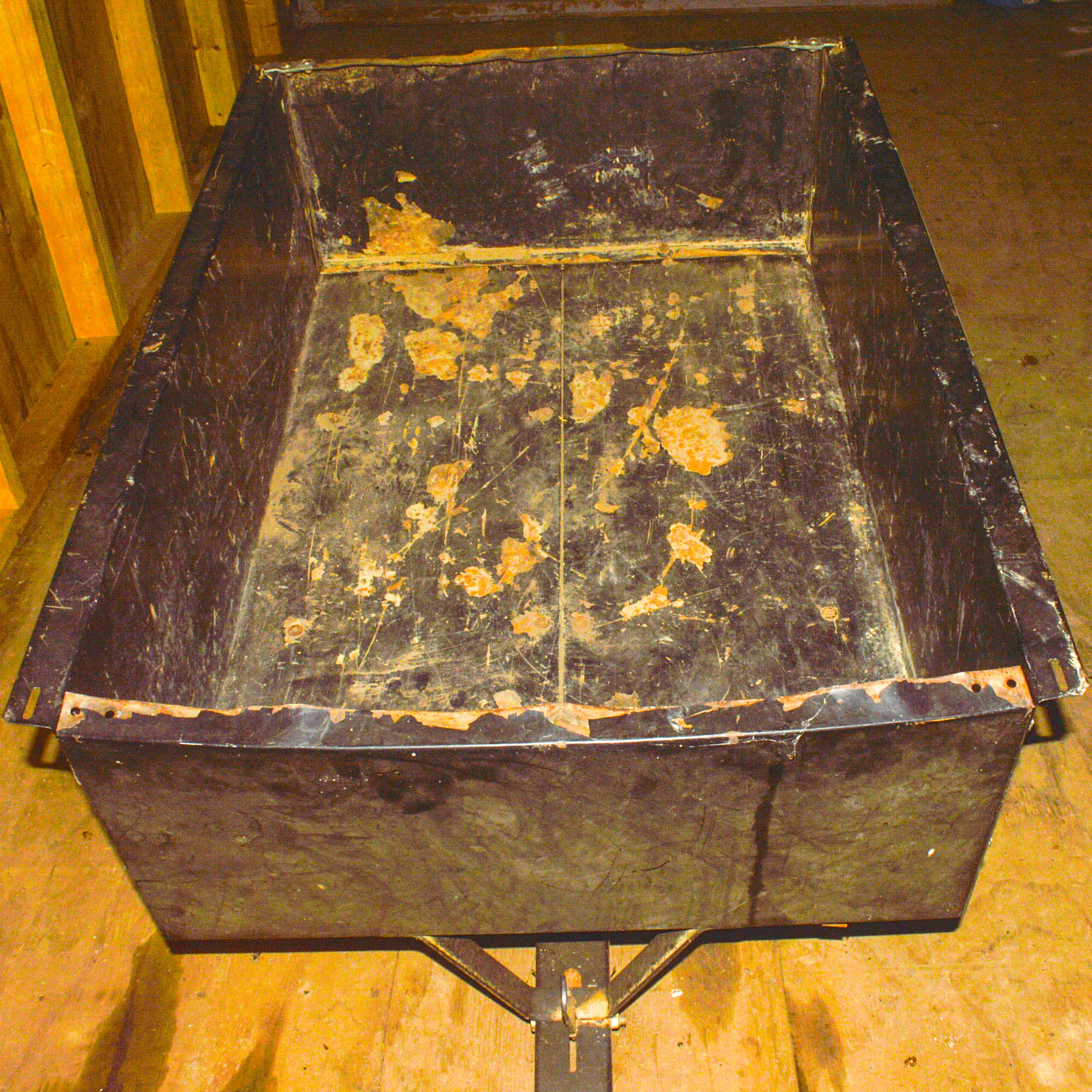 Brinly 10 Steel Lawn Cart with Hitch