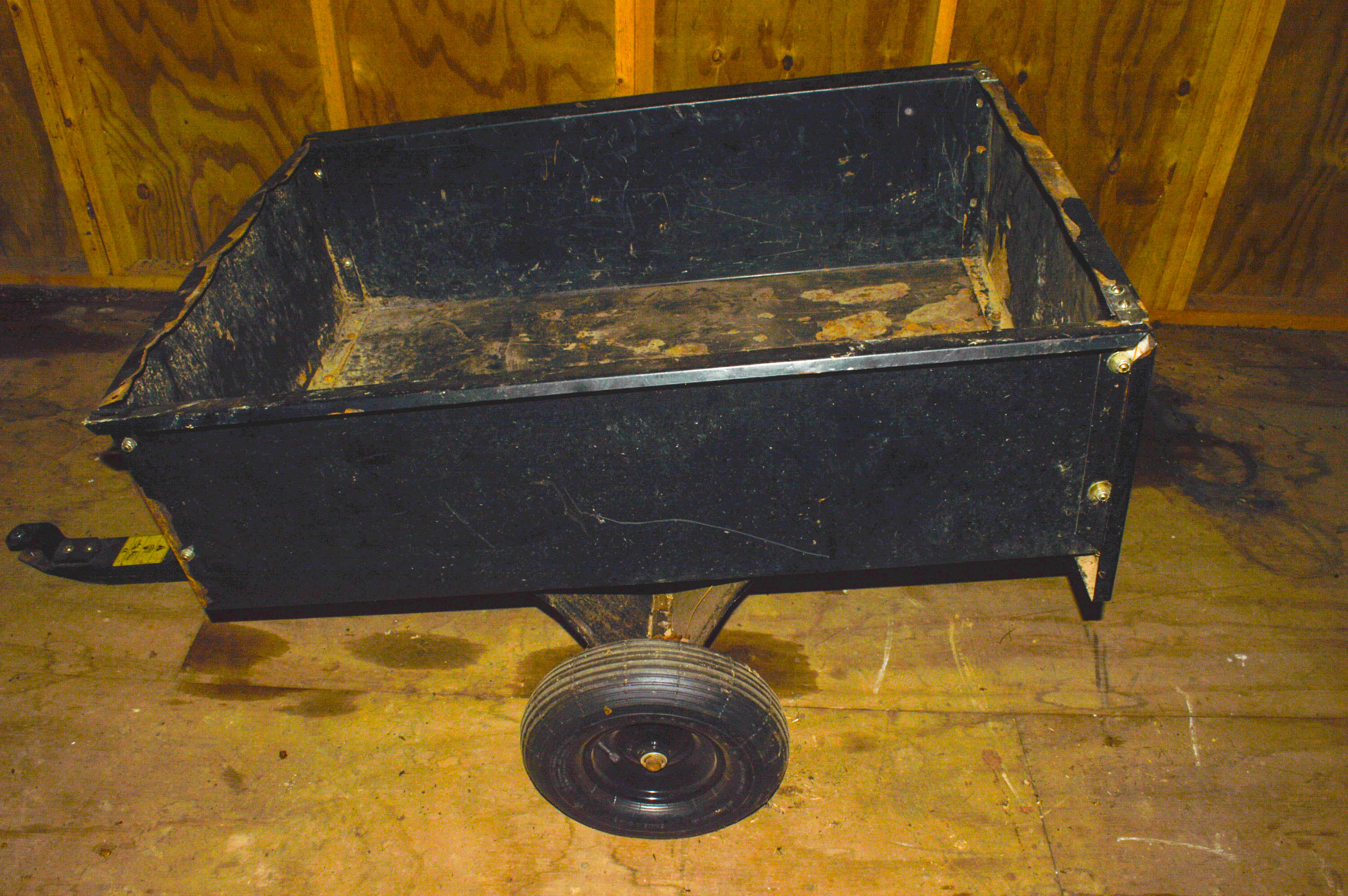 Brinly 10 Steel Lawn Cart with Hitch