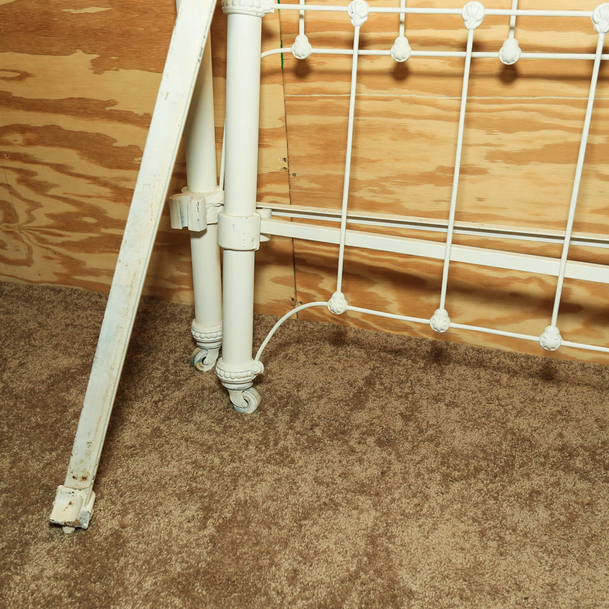 White Metal Head and Footboard