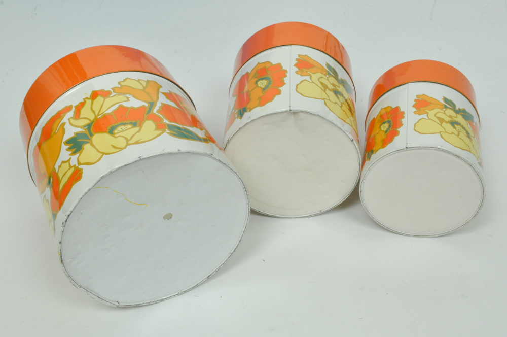 Grouping of Easter and Spring Kitchenware and Decor