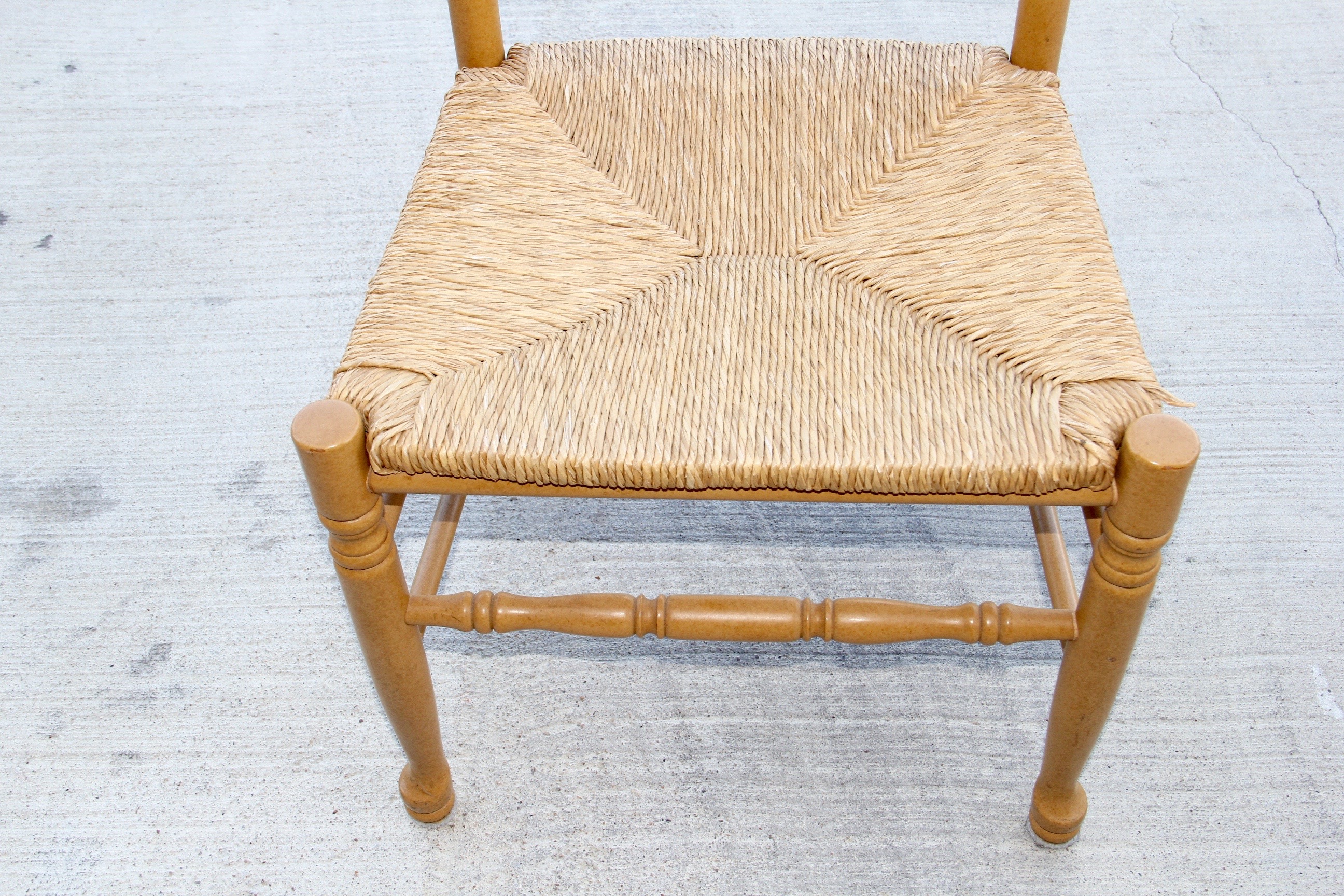 Pulaski Tiled Pedastal Table with Four Chairs