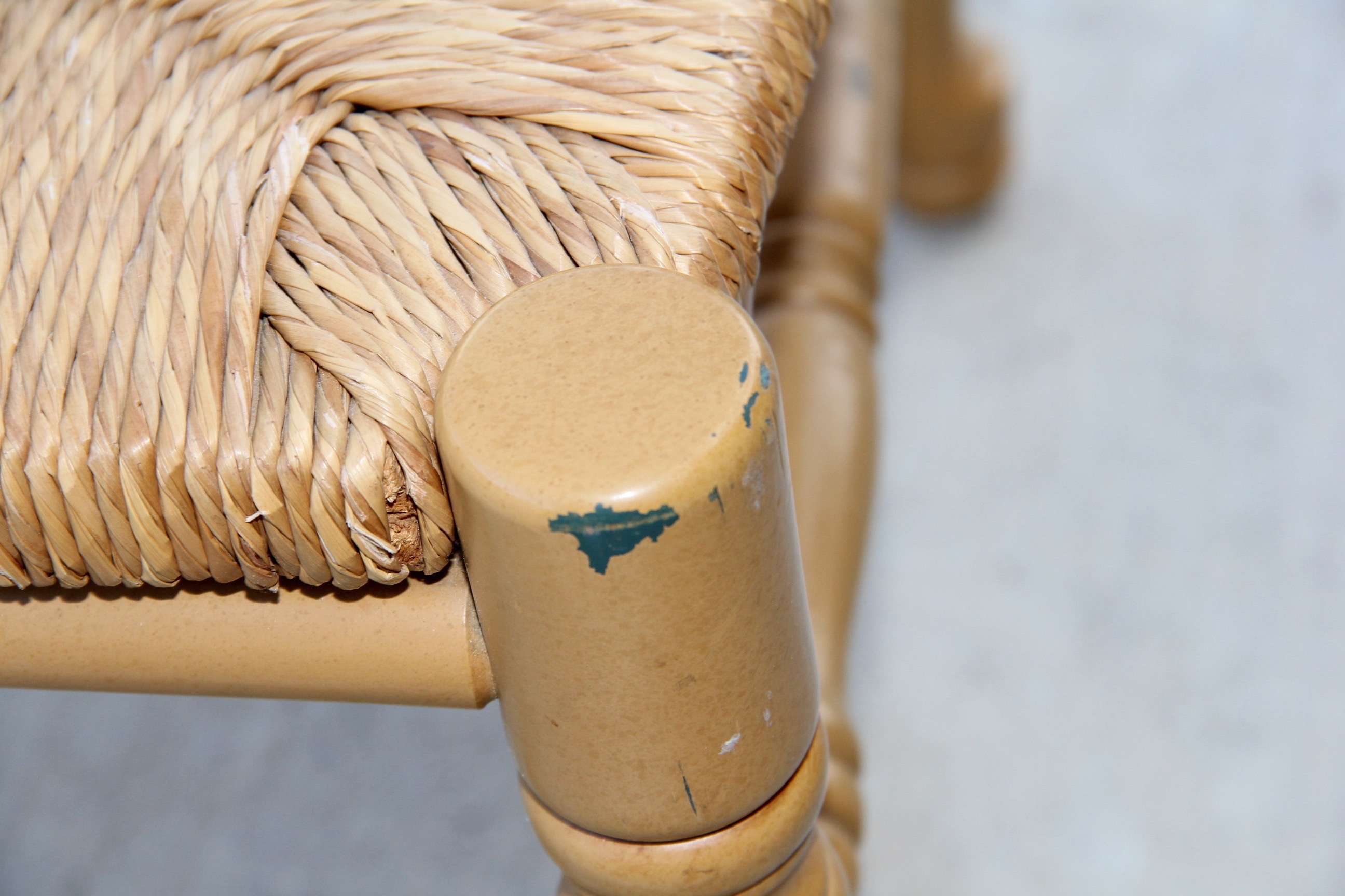 Pulaski Tiled Pedastal Table with Four Chairs