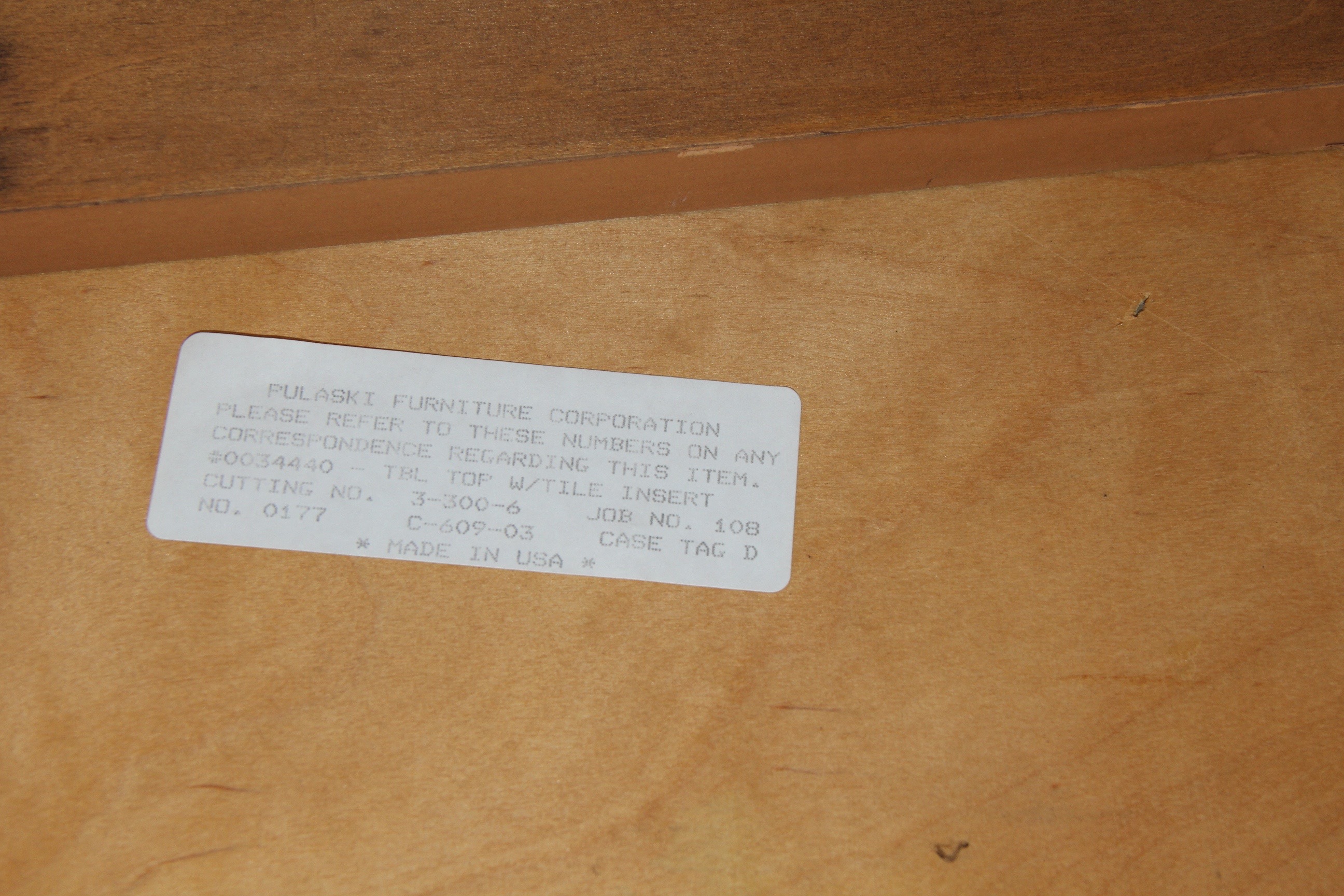 Pulaski Tiled Pedastal Table with Four Chairs