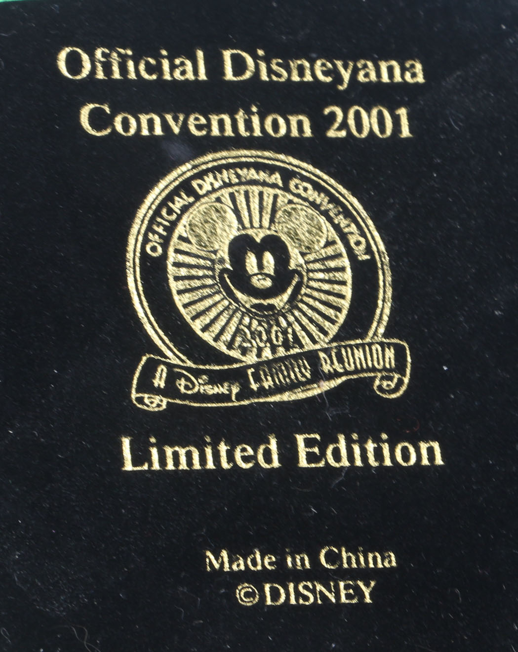 2001 Walt Disney Disneyana "Family Reunion" Convention Figurine