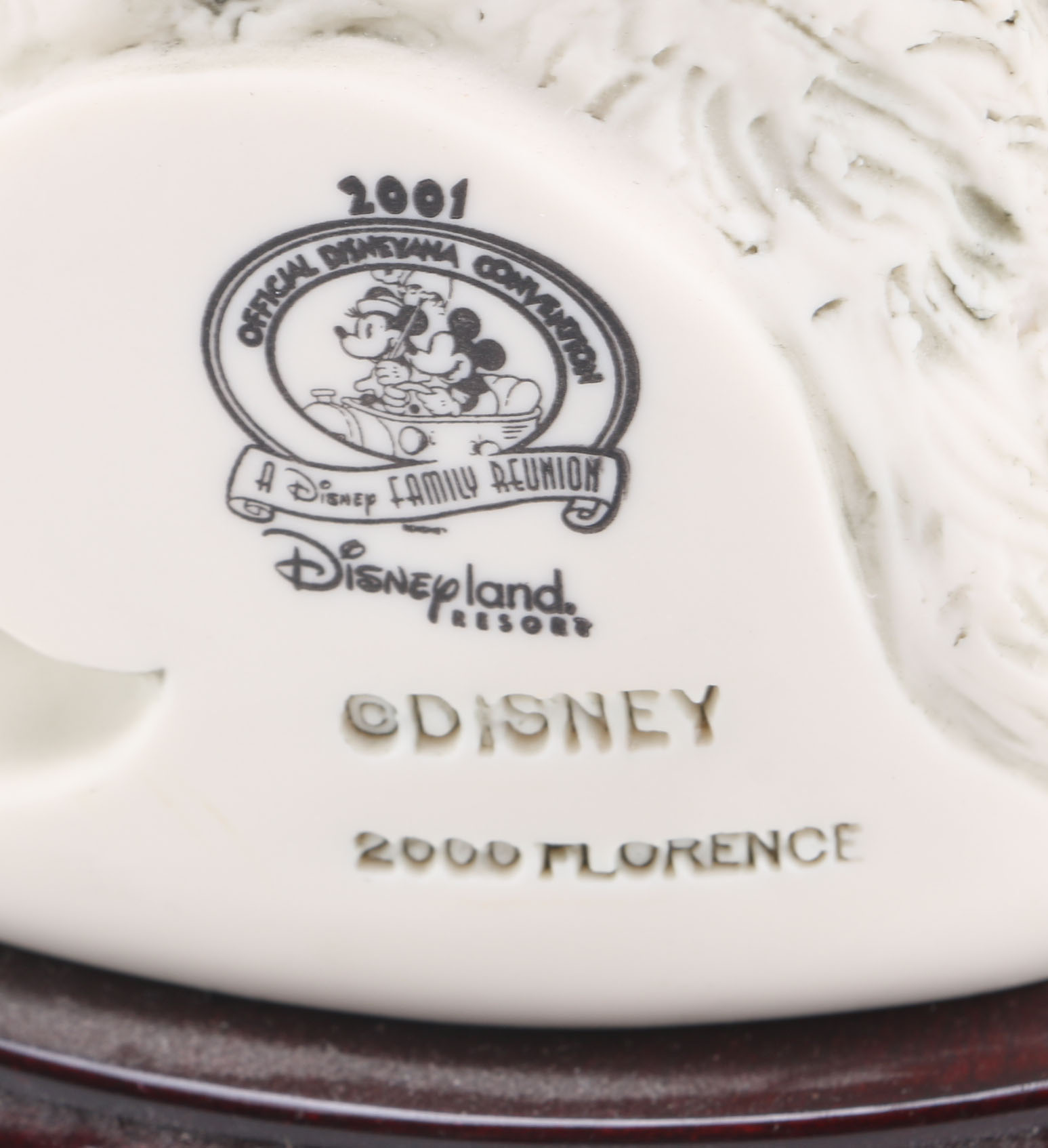 2001 Giuseppe Armani "Cruella" Limited Edition Signed Statue