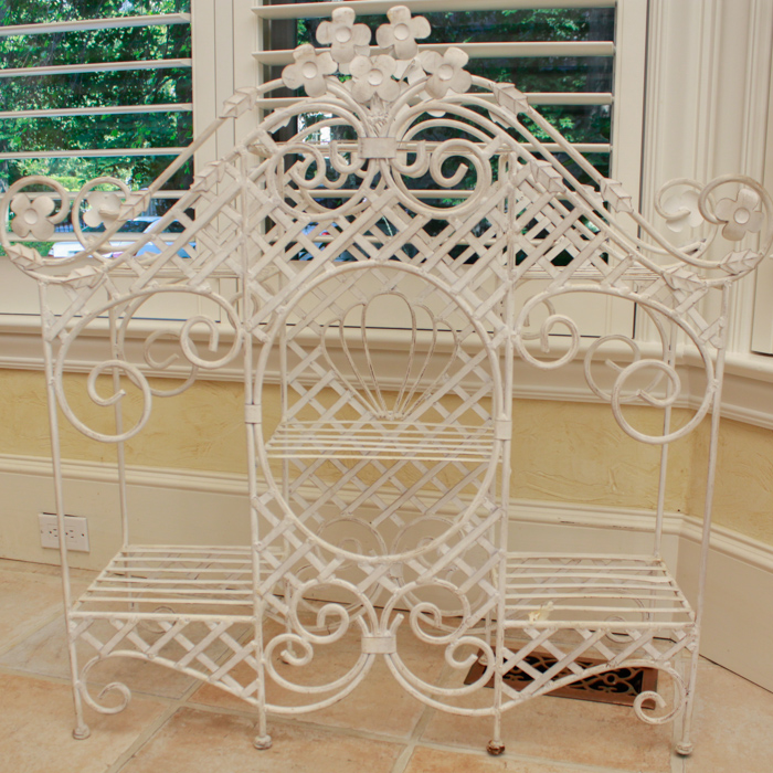 White Metal Plant Stand