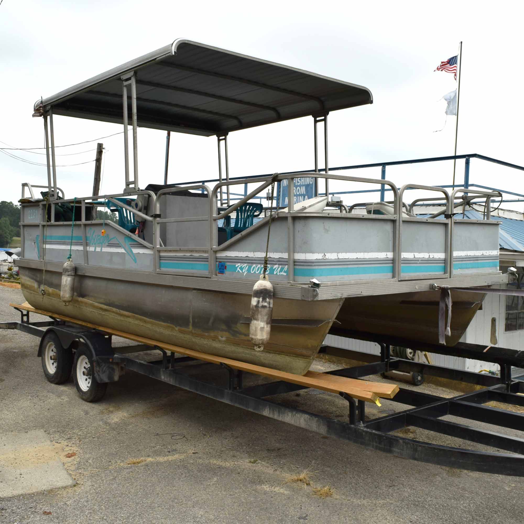 1993 Voyager V18 Pontoon Boat