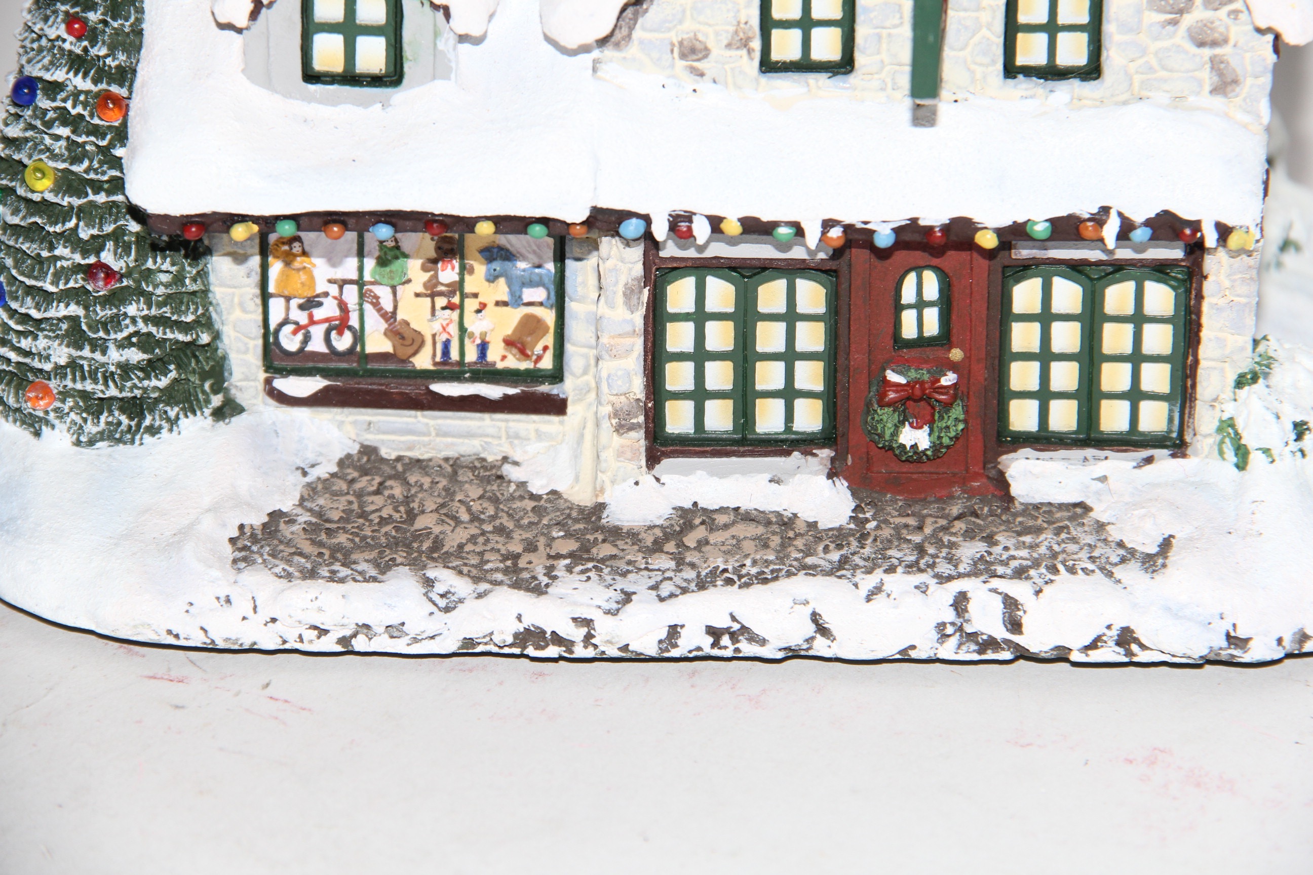 Pair of Thomas Kinkade Hawthorne Village Houses