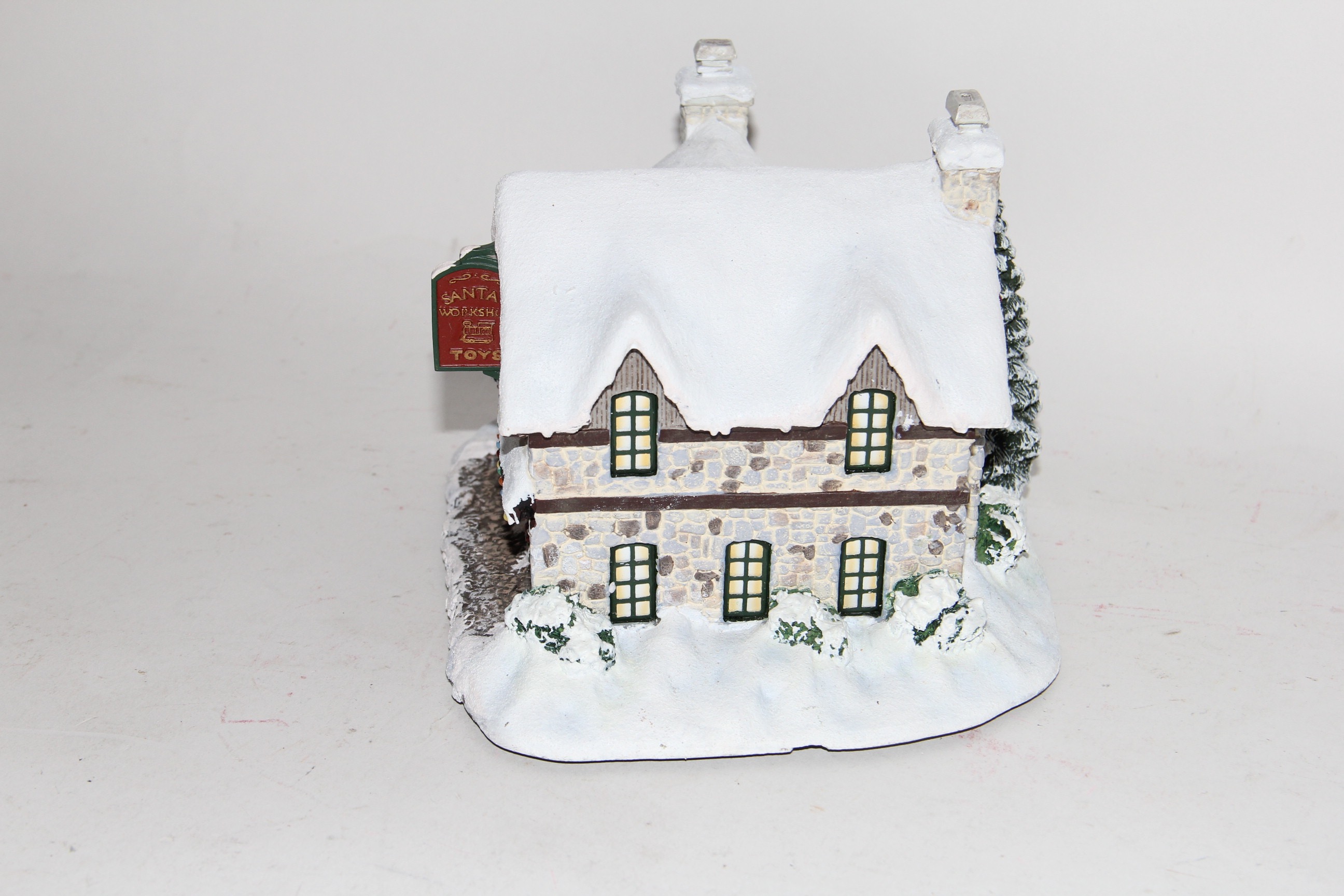 Pair of Thomas Kinkade Hawthorne Village Houses
