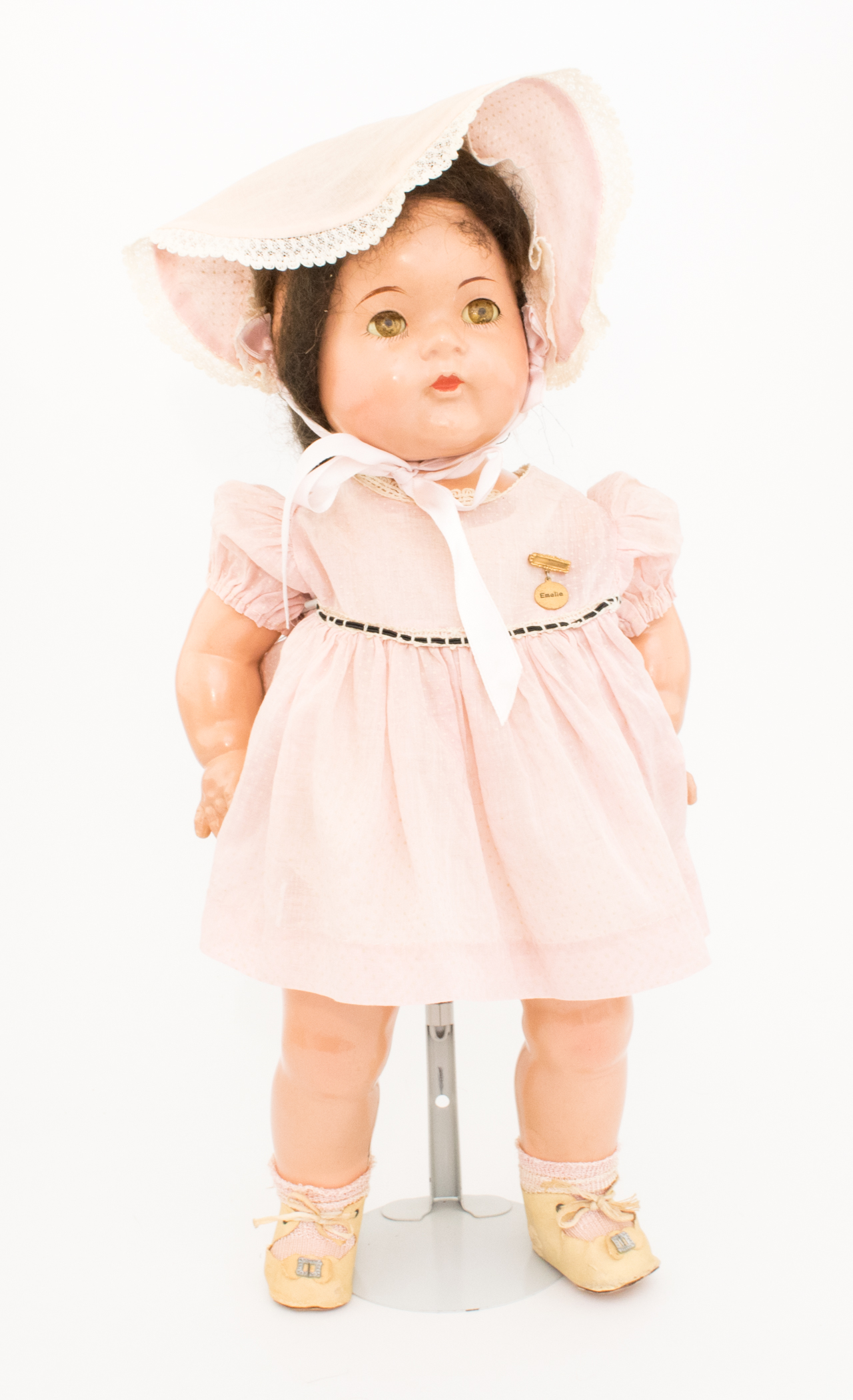 Group of Five Large Madame Alexander Dionne Quintuplet Dolls