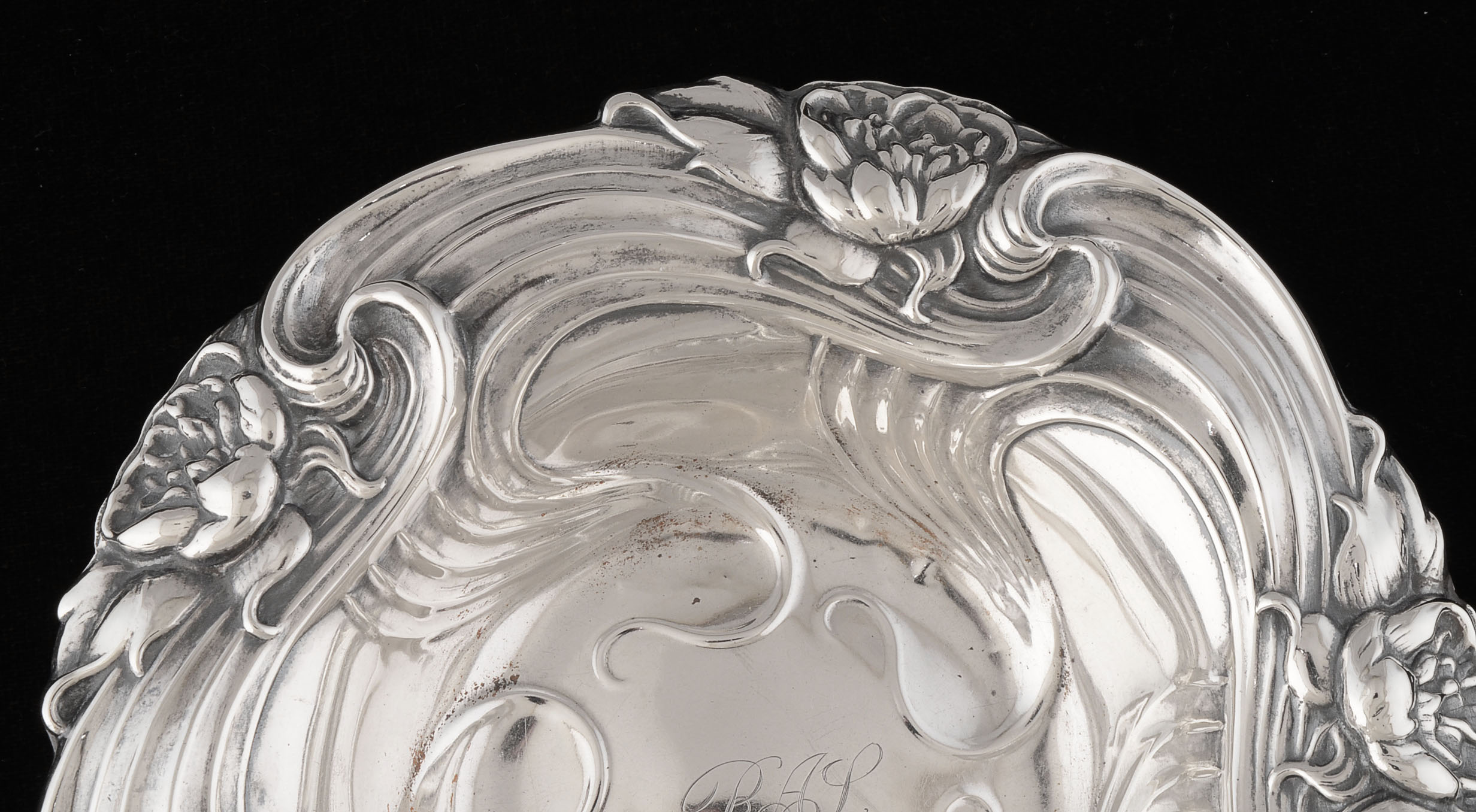 Whiting Art Nouveau Water Lily Sterling Silver Floral Repoussé Bowl