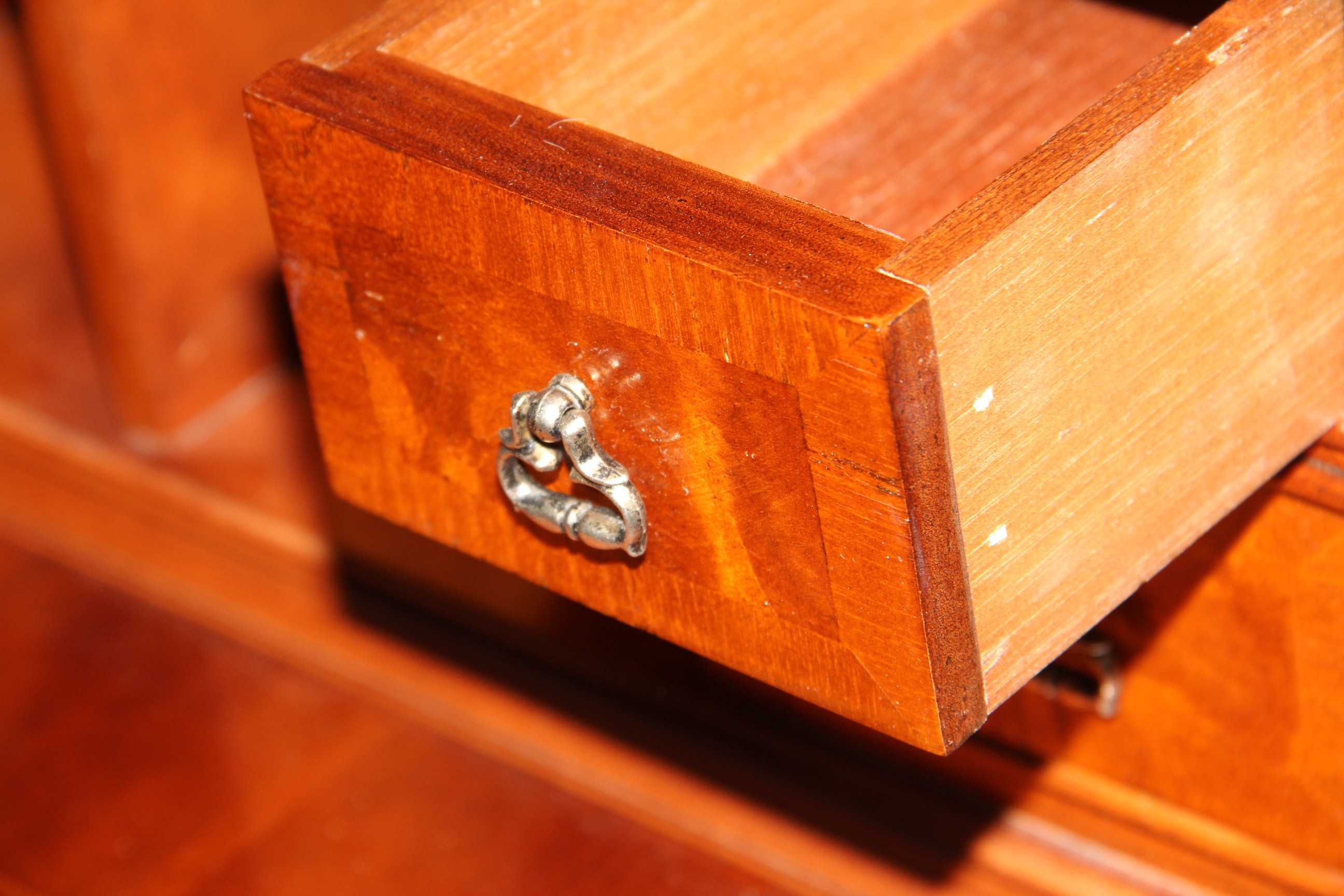 Contemporary Hepplewhite Style Desk with Gallery