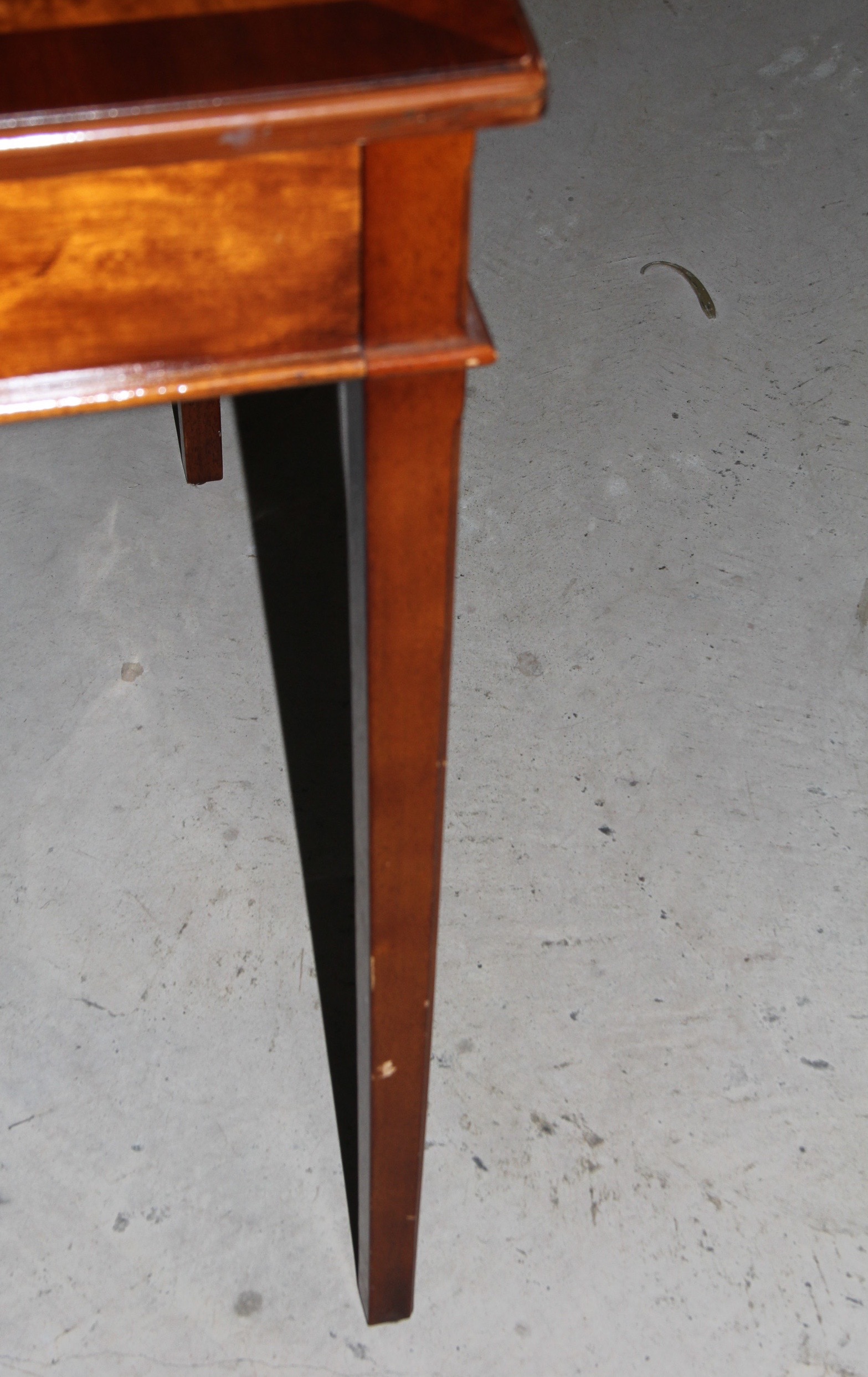 Contemporary Hepplewhite Style Desk with Gallery