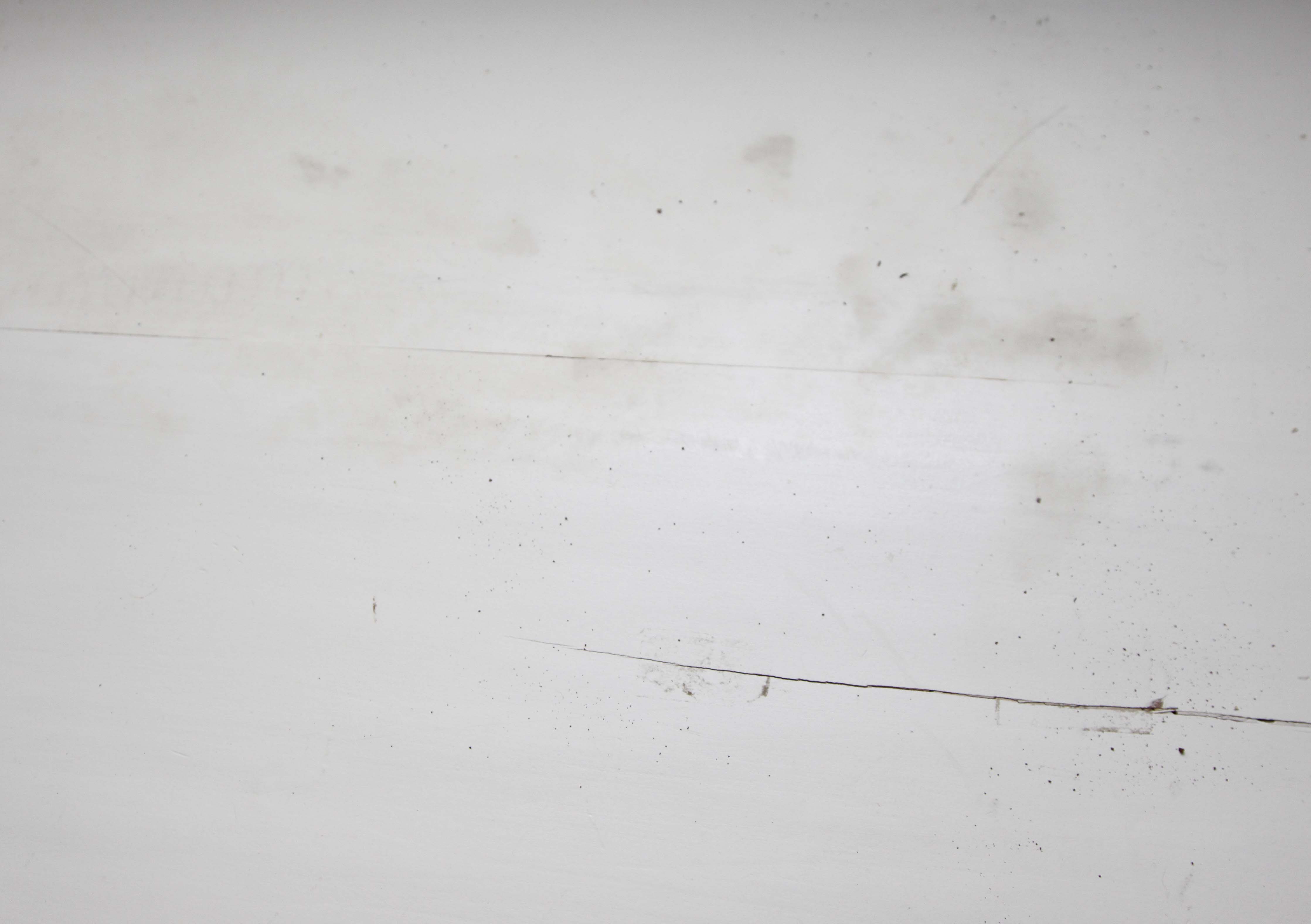 Vintage White Painted Queen-Anne Style Side Table