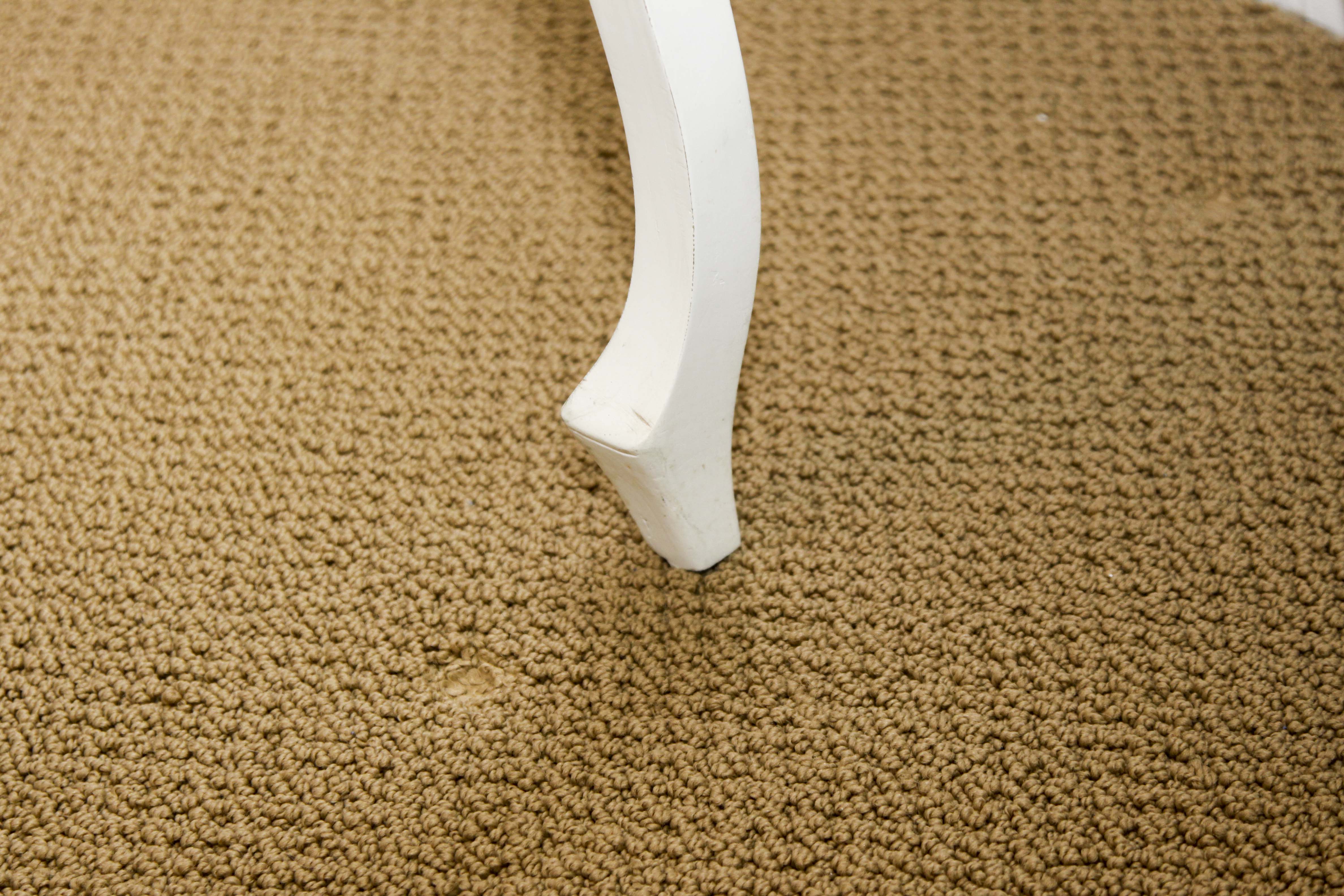 Vintage White Painted Queen-Anne Style Side Table