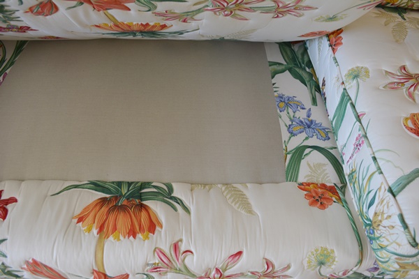 Quilted Floral Patterend Sofa