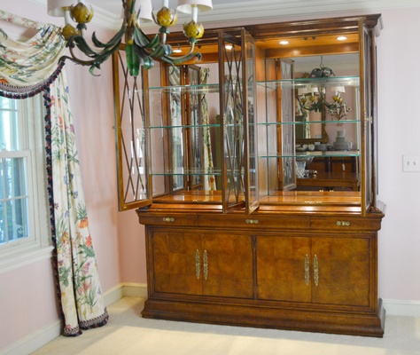 Henredon Charles X China Cabinet