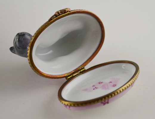 Limoges Sleeping Cat Porcelain Trinket Box