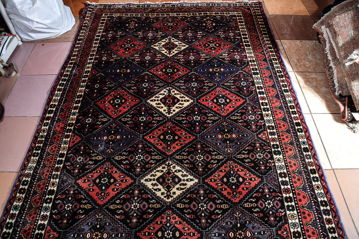 Handwoven Persian Diamond Pattern Area Rug