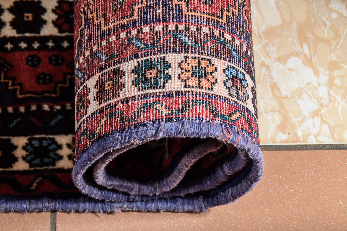 Handwoven Persian Diamond Pattern Area Rug