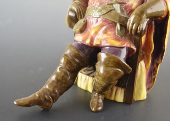 Royal Doulton "The Foaming Quart" Porcelain Figurine