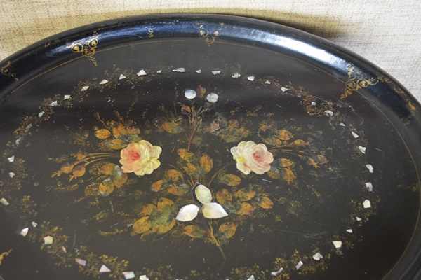 Asian Influenced Black Lacquered Oval Tray Table/Coffee Table