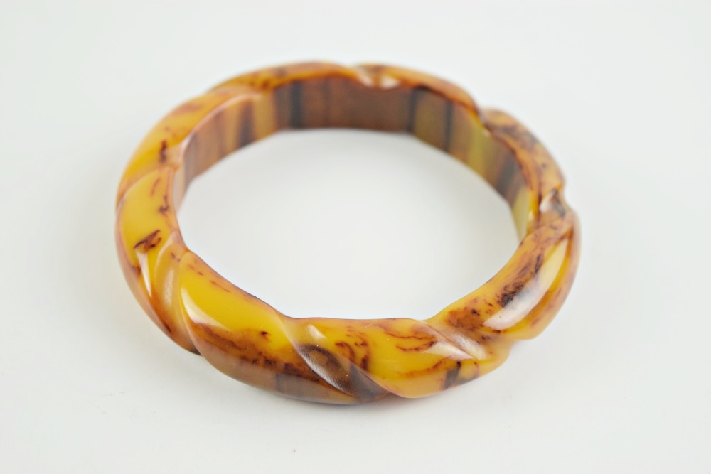 Vintage Bakelite Bangle Bracelet, Hat Pin and Brooch