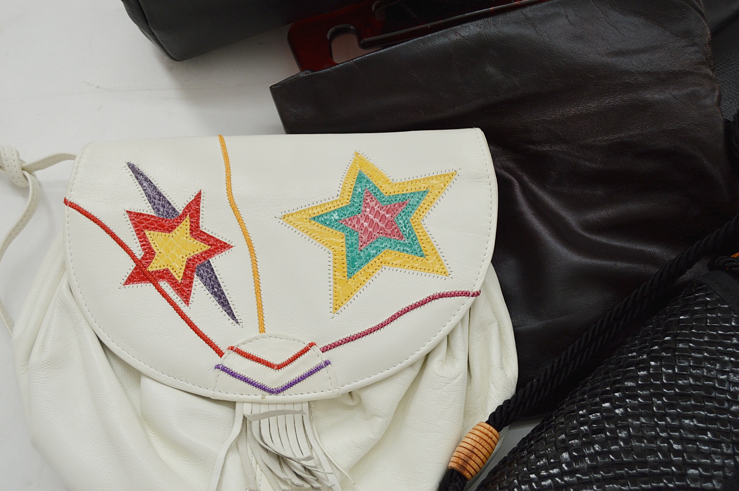 Women's Vintage Handbags in Leather