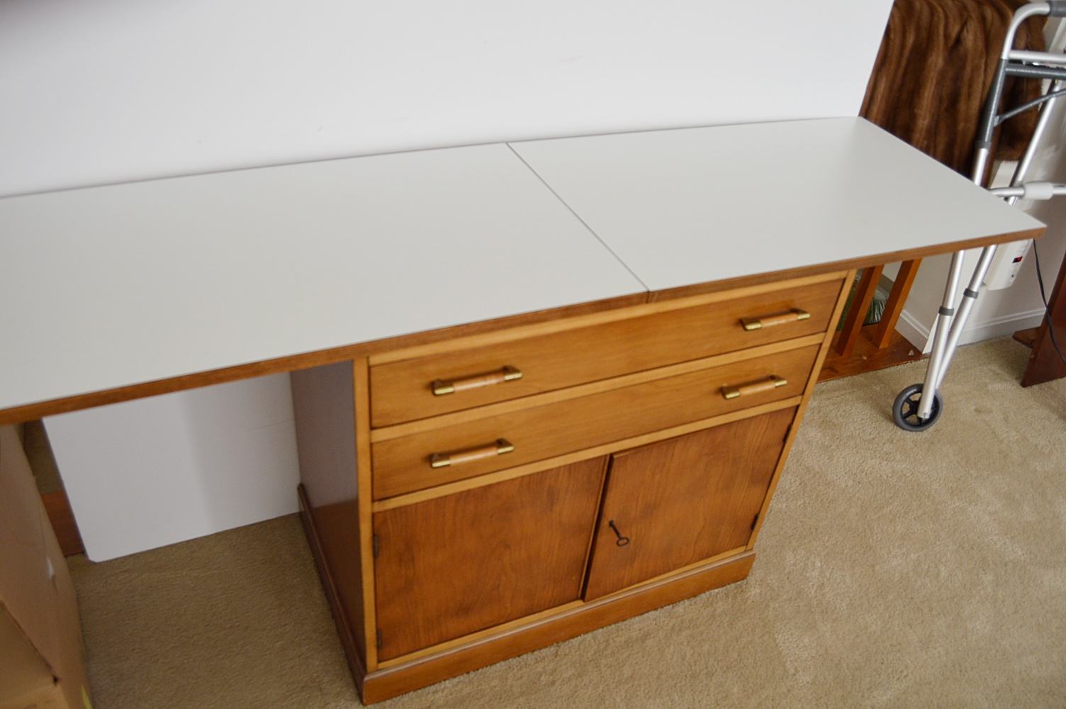 Mid Century Henredon Cherry Sideboard Bar