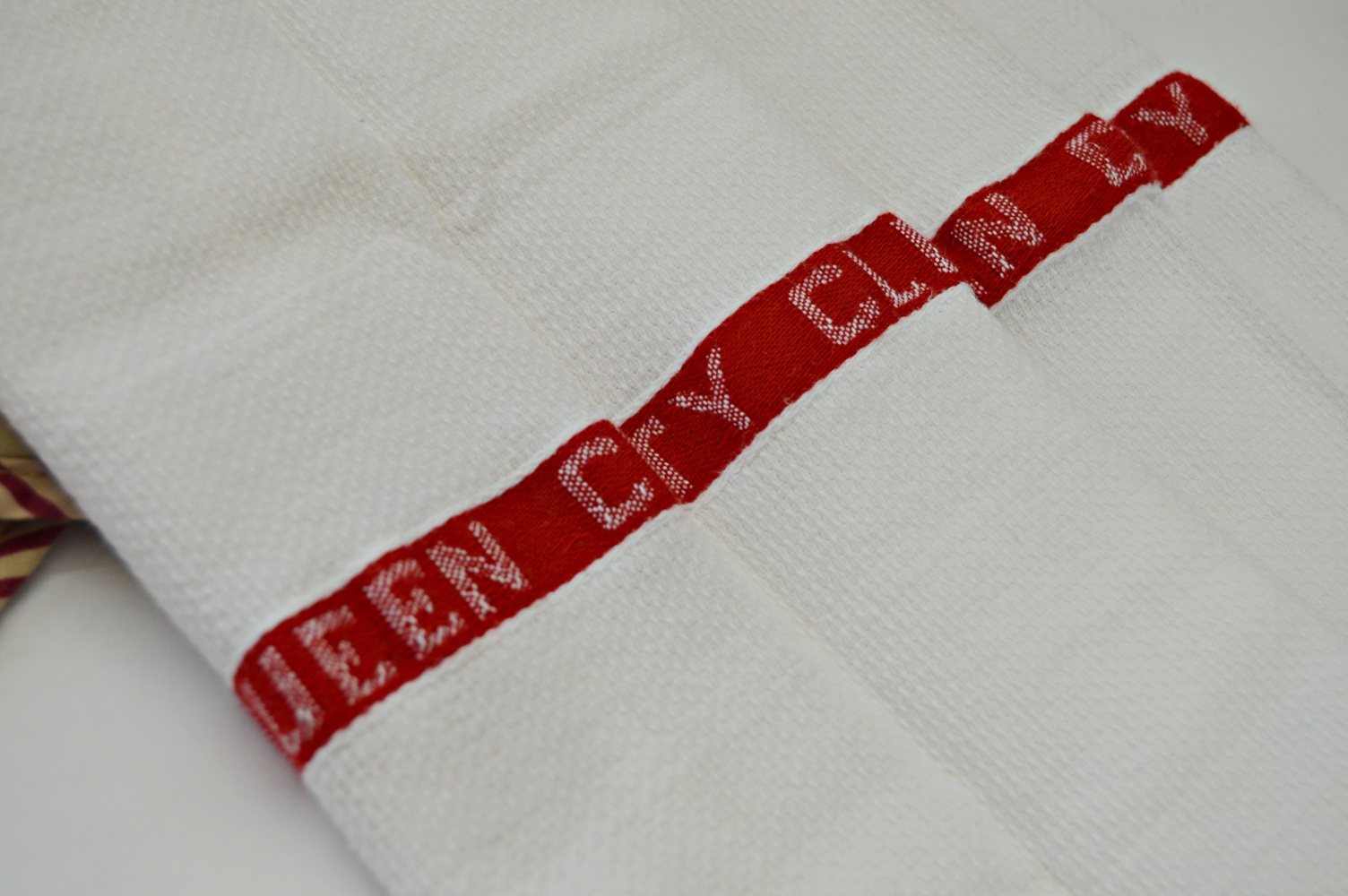 Kitchen Linens in Red, Beige and White