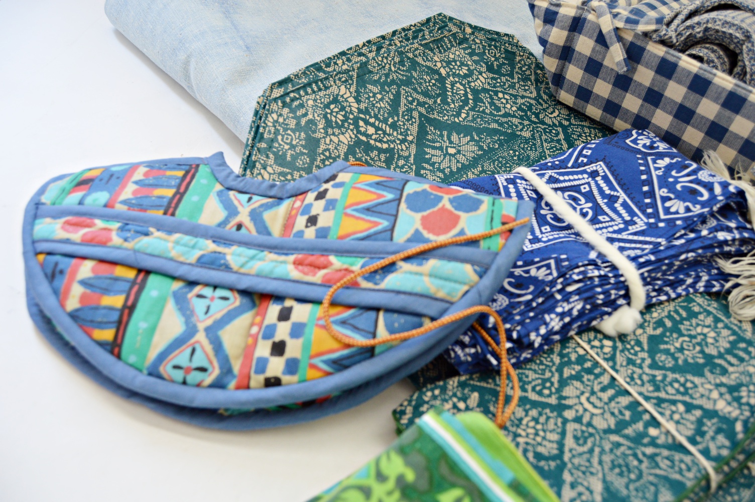 Kitchen Linens in Shades of Blue