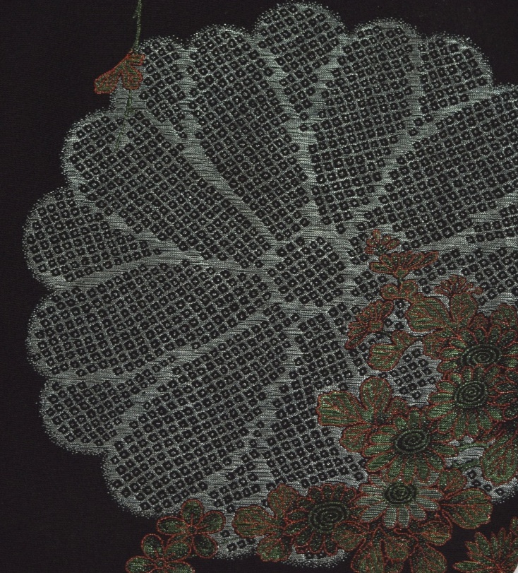 Showa Period Urushi Haori with Metallic Floral Medallions