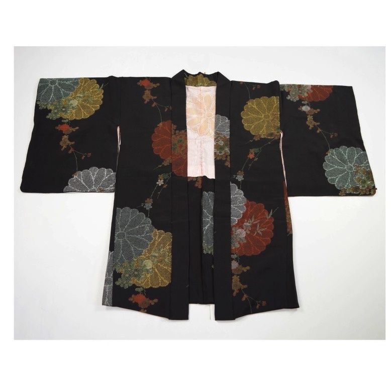 Showa Period Urushi Haori with Metallic Floral Medallions