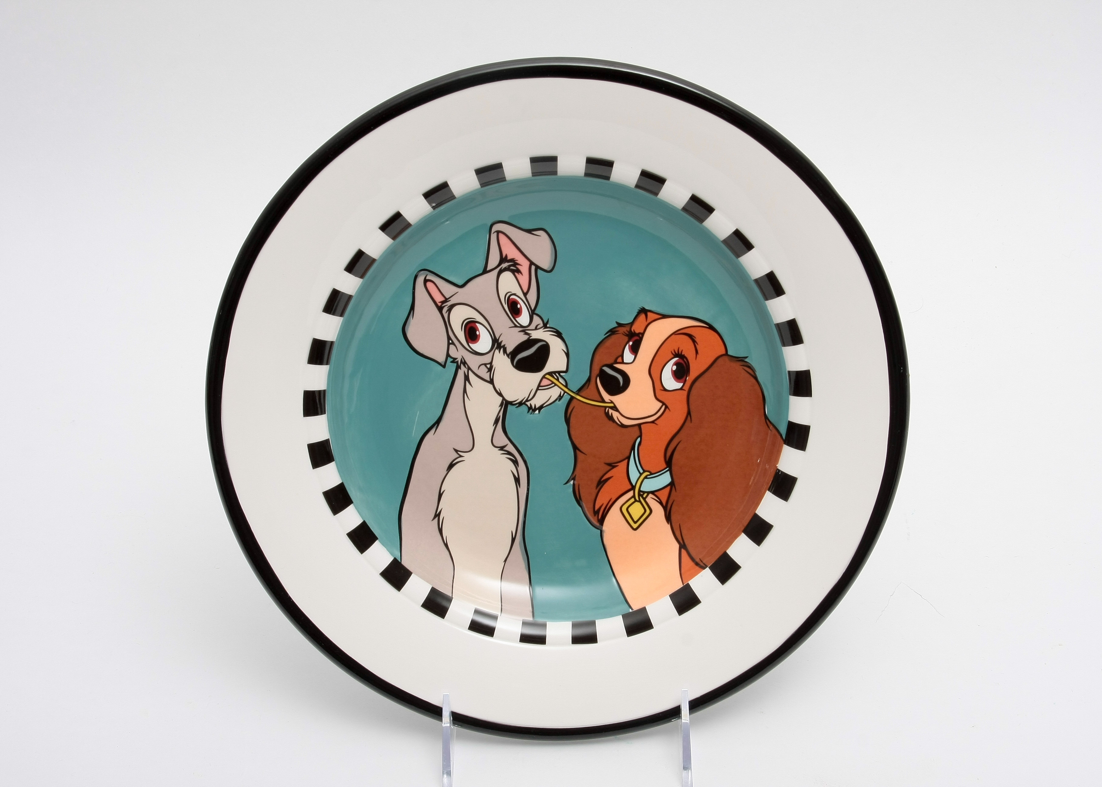 Disney Lady and The Tramp Dinnerware Set