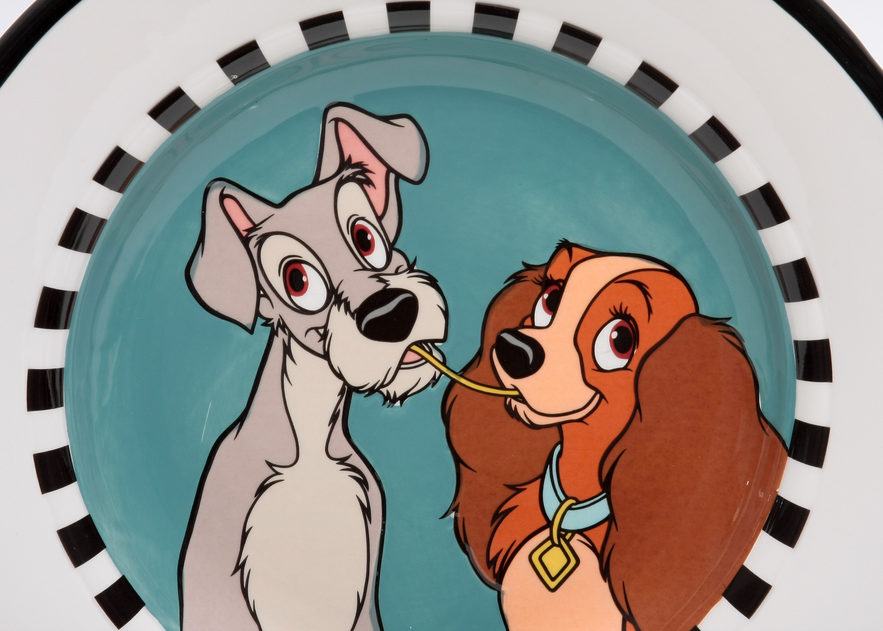 Disney Lady and The Tramp Dinnerware Set