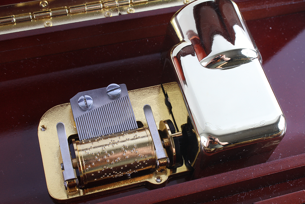 Mr. Christmas Musical Melodium Dance Music Box with Roller Drums