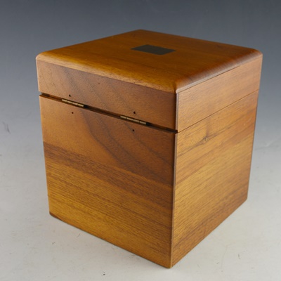 Vintage Decatur Industries Walnut Wood Humidor
