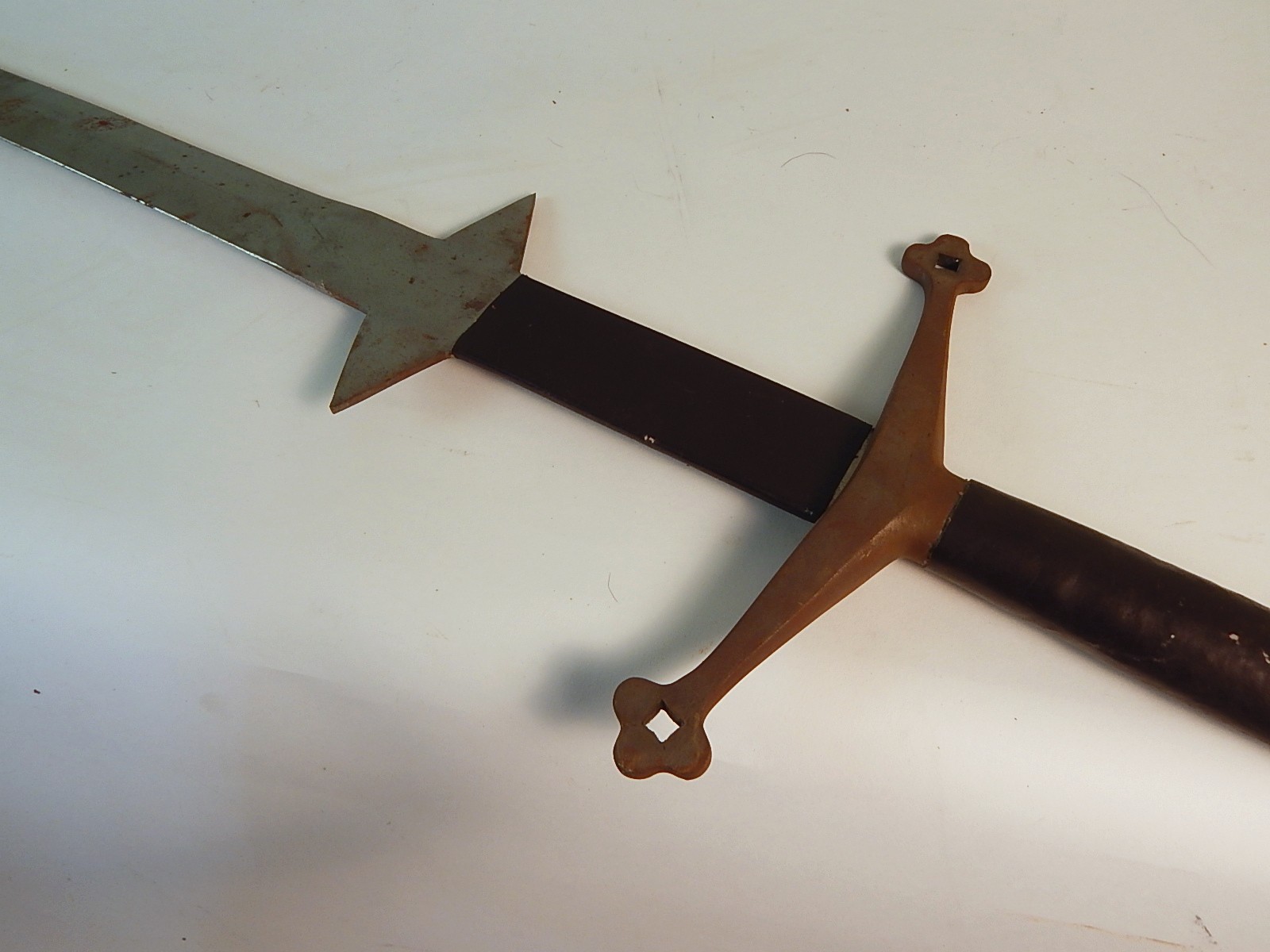 Handcrafted/forged Scottish Two-Handed Claymore Sword