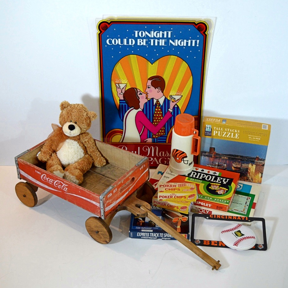 Vintage Collectibles, Sports Memorabilia, Games and Puzzles