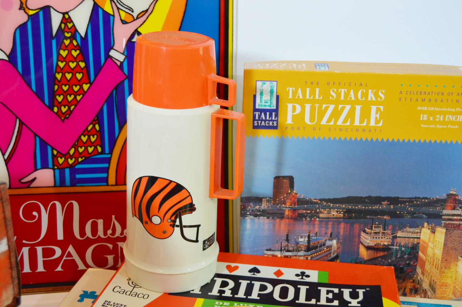 Vintage Collectibles, Sports Memorabilia, Games and Puzzles