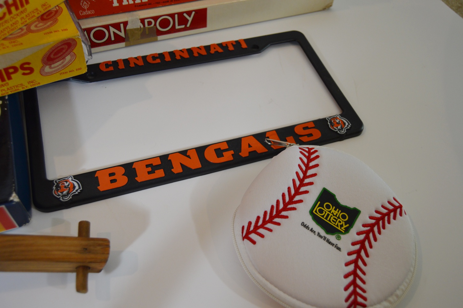 Vintage Collectibles, Sports Memorabilia, Games and Puzzles