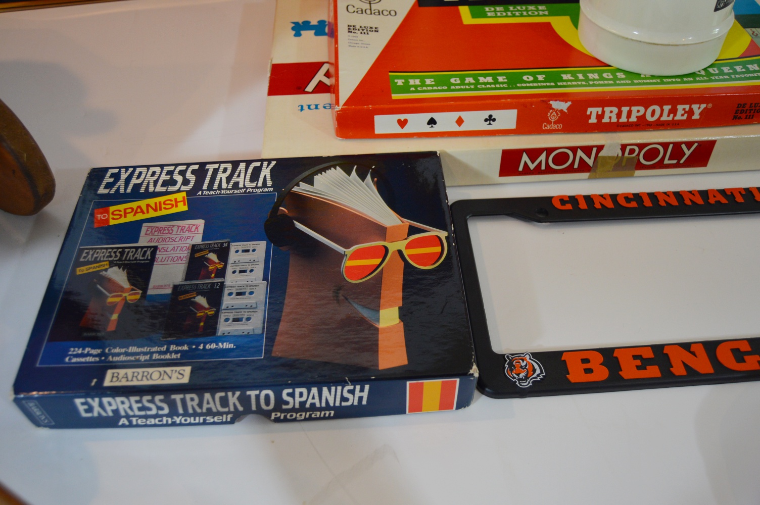 Vintage Collectibles, Sports Memorabilia, Games and Puzzles