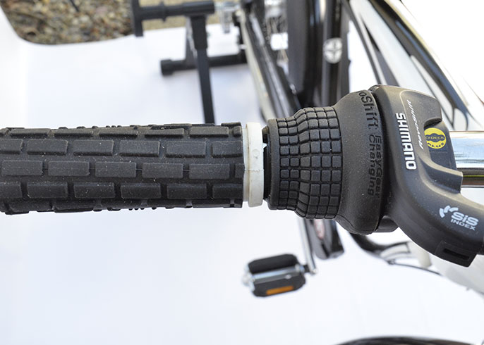 Schwinn Classic Deluxe 7 Cruiser Bicycle