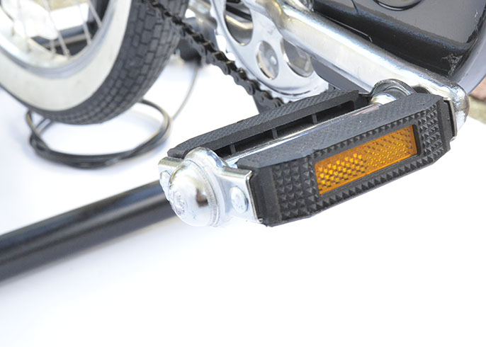 Schwinn Classic Deluxe 7 Cruiser Bicycle