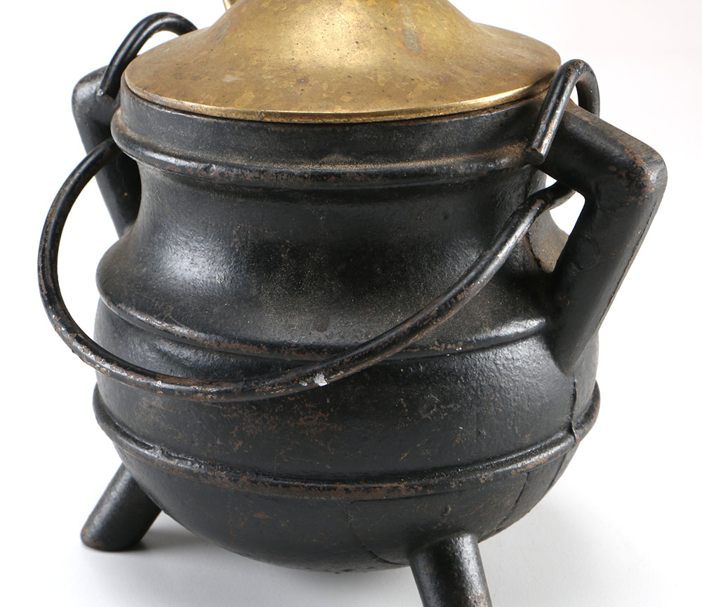 Cast Iron Smudge Pot with Wand