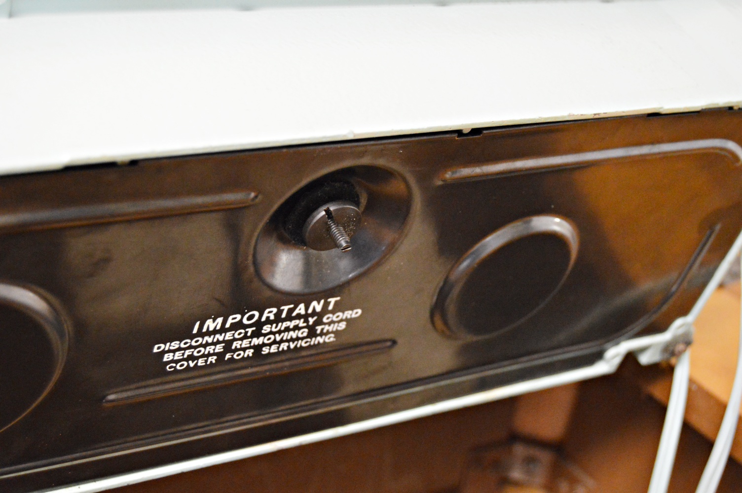 1960s Singer 338 Sewing Machine with Table